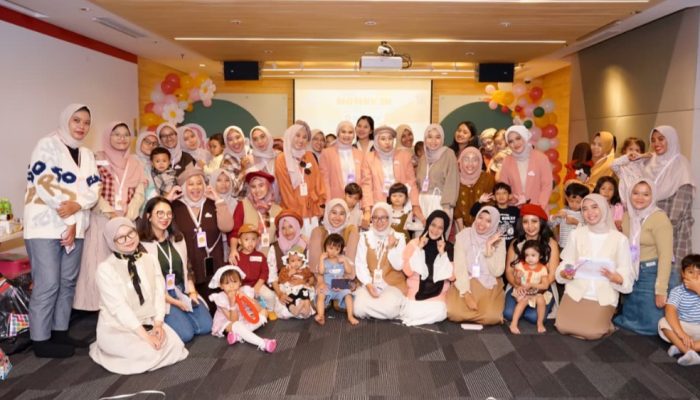 TWOgether in Retro Vibes: Momby.id Rayakan Dua Tahun Perjalanan Bersama Ibu Indonesia, Hadirkan Logo dan Jingle Baru