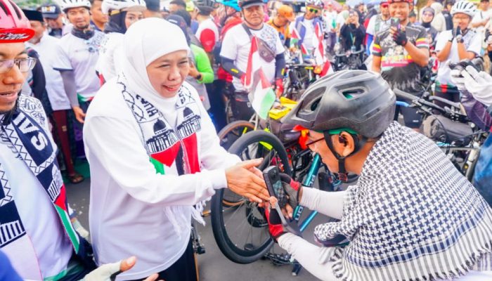 Berangkatkan Gowes Bareng 1.000 Km _Ride For Palestine_, Gubernur Khofifah Serukan Pesan Perdamaian