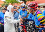 Gubernur Khofifah Apresiasi Peserta Gowes Jakarta–IKN, Ajak Jaga Semangat Persaudaraan