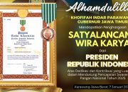 Gubernur Khofifah Terima Tanda Kehormatan Satyalancana Wira Karya dari Presiden Prabowo, Bukti Dedikasi Luar Biasa Wujudkan Swasembada Pangan Nasional Tahun 2025