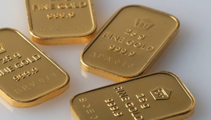 Antrean Pembeli Meningkat, Persediaan Emas Antam Kian Ketat