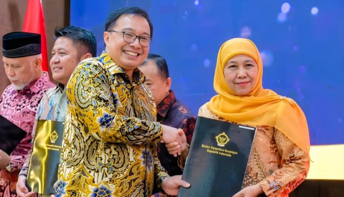 Hadiri Forum BPK RI, Khofifah Indar Parawansa Siap Naikkan Standar LKPD 2025