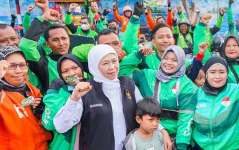 Gubernur Jatim Bagikan BBM Gratis untuk Ojol, Ringankan Beban Operasional