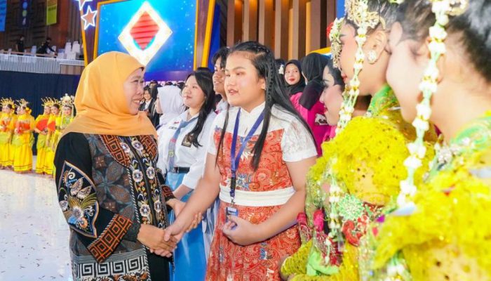 Khofifah Angkat Peran Seni sebagai Penguat Solidaritas dan Ekonomi Kreatif di Jatim