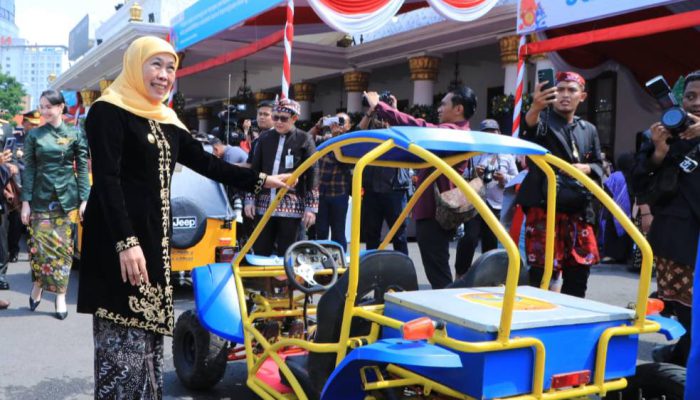 Khofifah Bangga Inovasi Kendaraan Listrik Siswa SMK Jatim, TKDN Capai 50 Persen