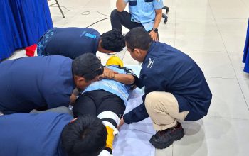 SELALU SIAGA, PT TERMINAL TELUK LAMONG CETAK TENAGA TERAMPIL DALAM PERTOLONGAN PERTAMA PADA KECELAKAAN