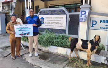 TPS dan LMI Tebar 2.000 Paket Daging Kurban untuk Masyarakat dan Mitra Kerja