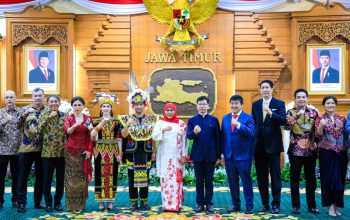 Gubernur Khofifah: Dari Jawa Timur, Kita Harus Terus Berikan Kontribusi Terbaik untuk Indonesia**
