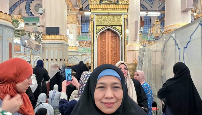 Khofifah di Madinah: Sayyidah Aisyah RA Teladan Perempuan Berilmu bagi Umat Islam