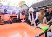 Kekeringan Makin Panjang, Gubernur Khofifah Distribusikan Air Bersih ke 7 Kecamatan Blitar